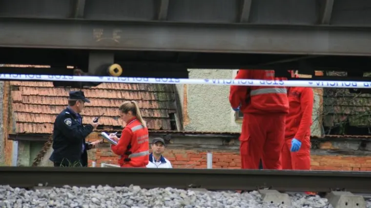U dva odvojena slučaja naleta vlaka život izgubile dvije osobe