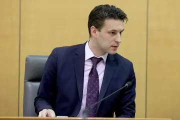 Pokrenut postupak protiv Petrova: Povjerenstvo smatra da je čelnik Mosta zbog šogora u sukobu interesa