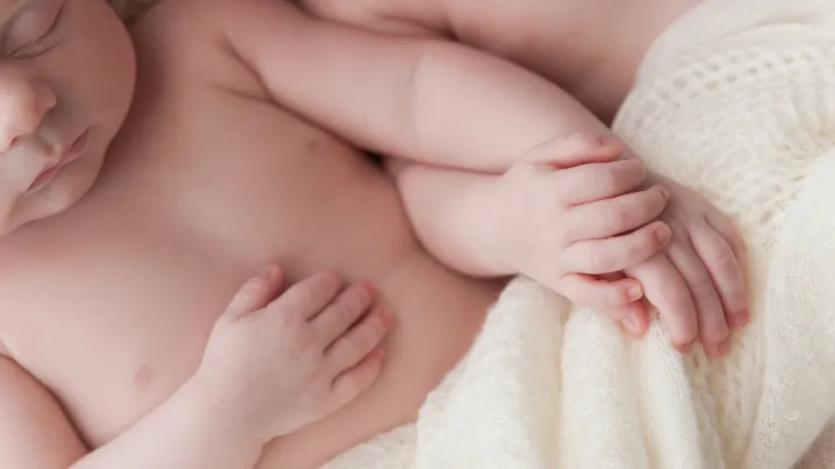 Američki par moćnom slikom na Facebooku objavio da čekaju djecu