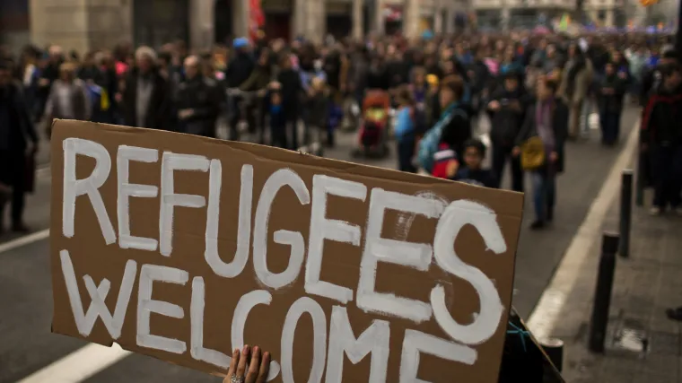 'Nema vi&scaron;e isprika, prihvatimo ih odmah': prosvjedi u Barceloni za prihvat migranata