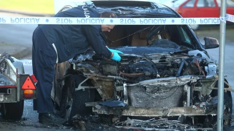 U Strožancu gorio automobil, policija sumnja da je i ovaj požar podmetnut