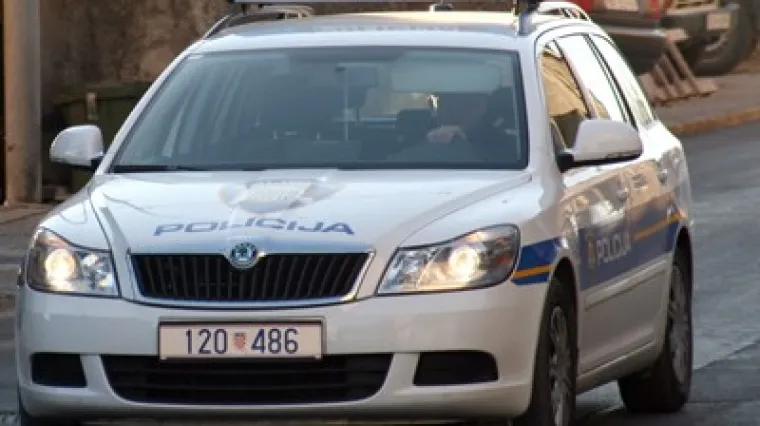 U malenom mjestu pored Vinkovaca u 10 minuta se dogodile dvije nesreće: jedna osoba smrtno stradala