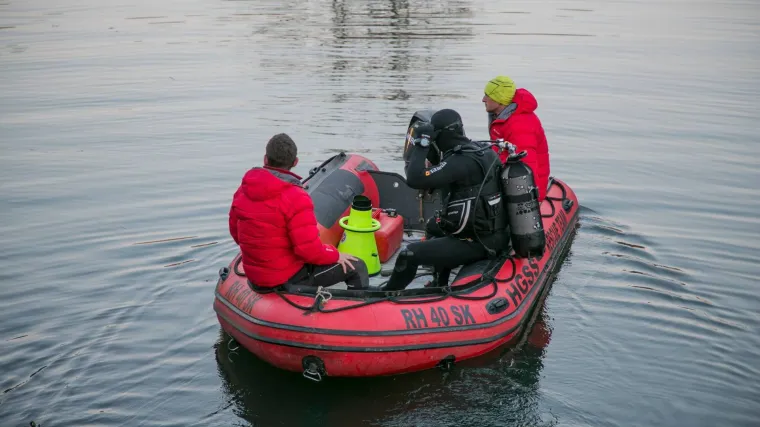IZ RIJEKE IZVUČEN AUTOMOBIL: Istražuje se je li pronađeno tijelo muškarac nestao u listopadu