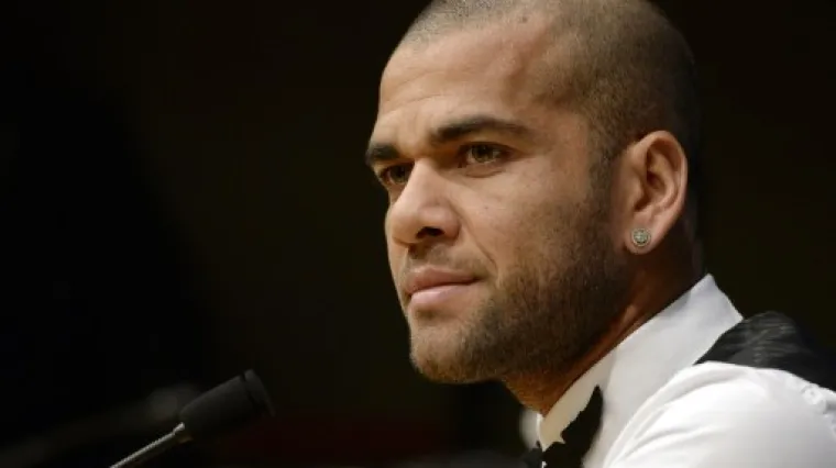 Alves otkrio veliku istinu o igranju za Barcu i odnosu s upravom kluba