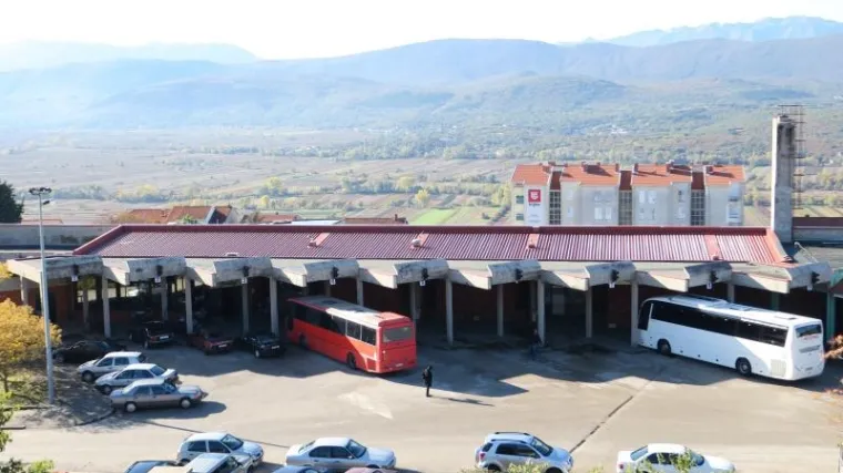 Mladići u Imotskom ukrali autobus pa ga ostavili u Lovreću