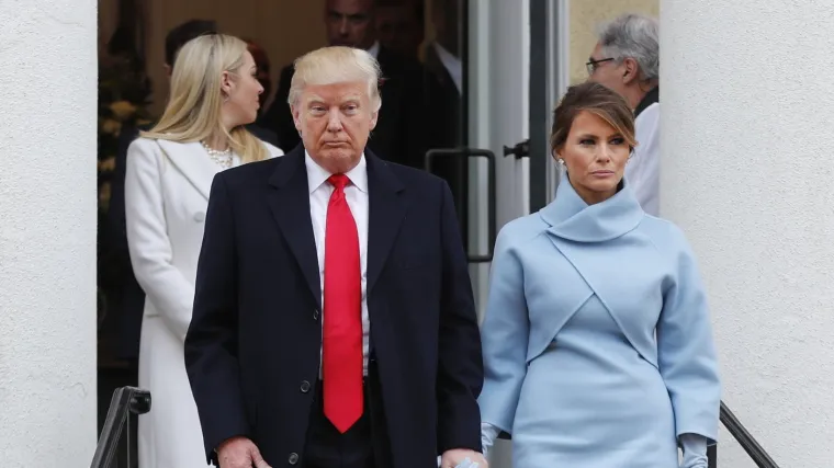 Melania Trump vi&scaron;e ni ne skriva koliko prezire svog supruga: stručnjaci tvrde da im se brak raspada