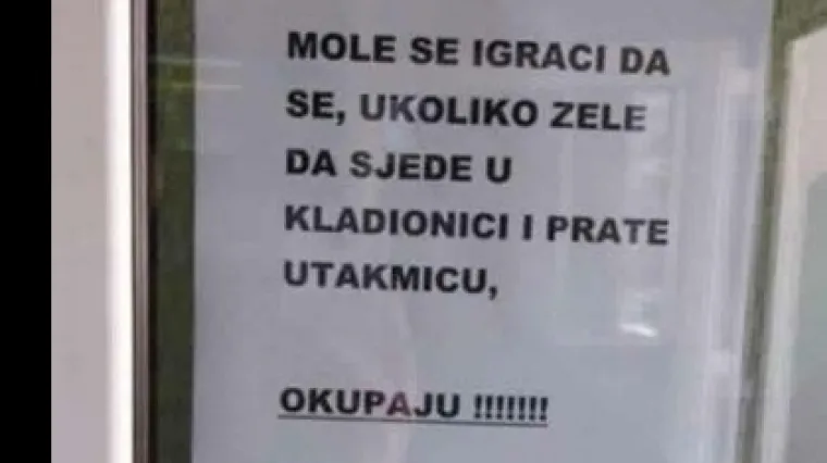'Mole se igrači koji žele sjediti i pratiti utakmicu...'