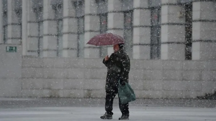 Temperatura pada, a očekuju nas ki&scaron;a, ali i snijeg