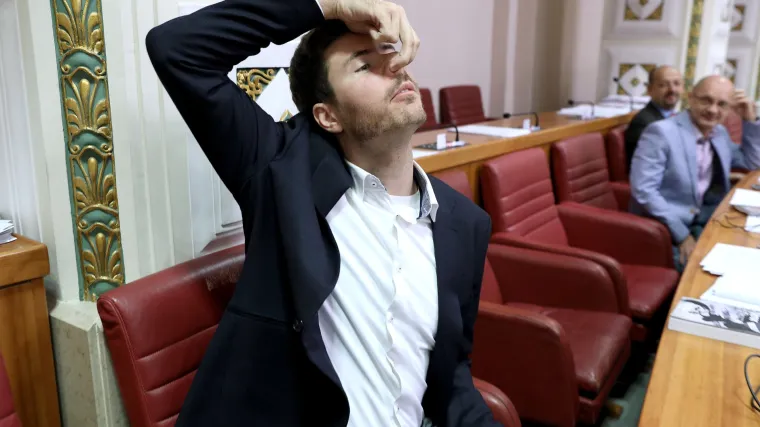 'Trumpolike figure po sredi&scaron;njoj Europi': i ugledni New York Times pisao o Pernaru