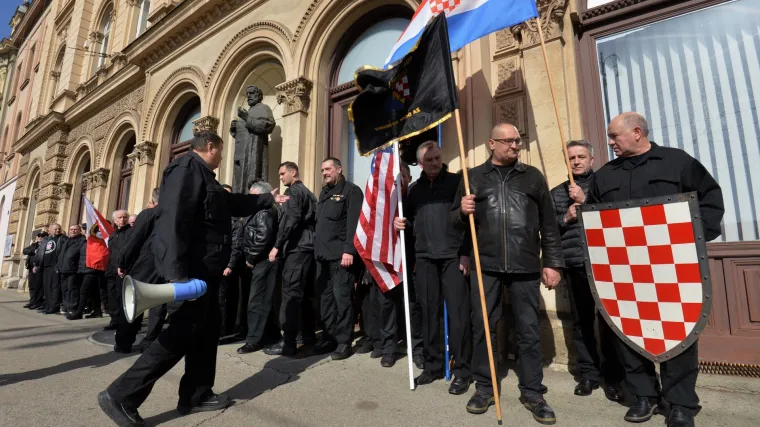 Rigidni desničari iz A-HSP-a promar&scaron;irali centrom Zagreba: prisegnuli na vjernost domovini i Trumpu