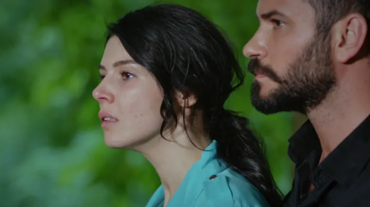 Elif je slomljena nakon &scaron;to sazna da se Kahraman vjenčao s Defne (Sudbina)