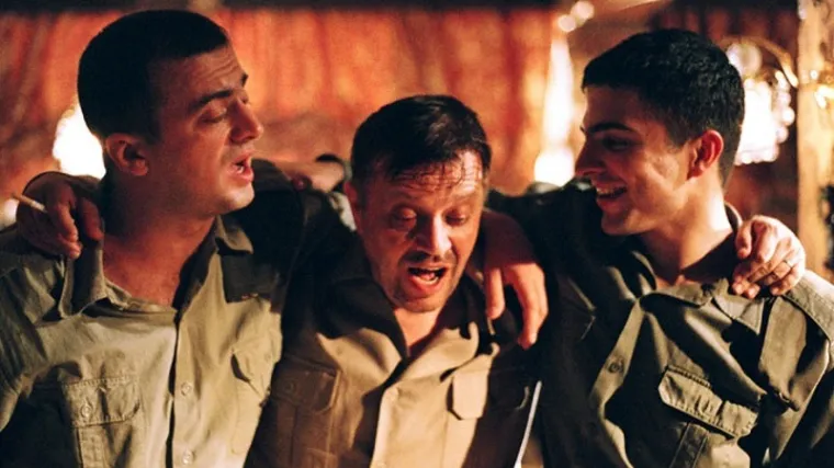 Komedija Rajka Grlića o skupini ljudi koji se nađu na korak do tragedije (Karaula)