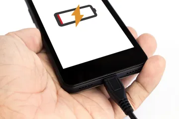 Ovo su četiri načina kako da brzo napunite mobitel i ne zakasnite na sastanak