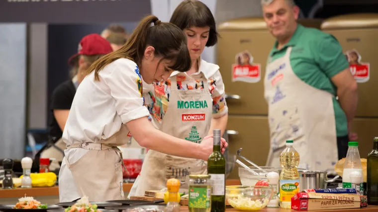 Zadnje su do&scaron;le i prve oti&scaron;le: Morena i Nina suznih očiju napustile show