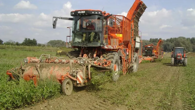 Te&scaron;ke optužbe na račun Bože Petrova: 'Članska iskaznica Mosta bila je izgleda presudna za dobitak zemlje'