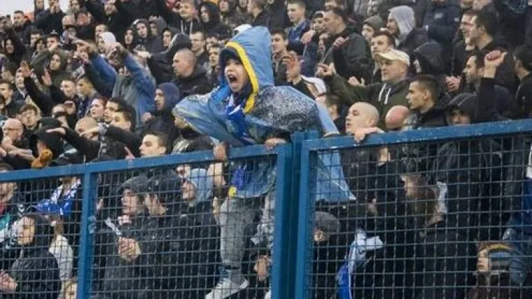 Maleni navijač Osijeka osvojio internet: evo za&scaron;to svi nakon pobjede nad Hajdukom pričaju o Ivoru