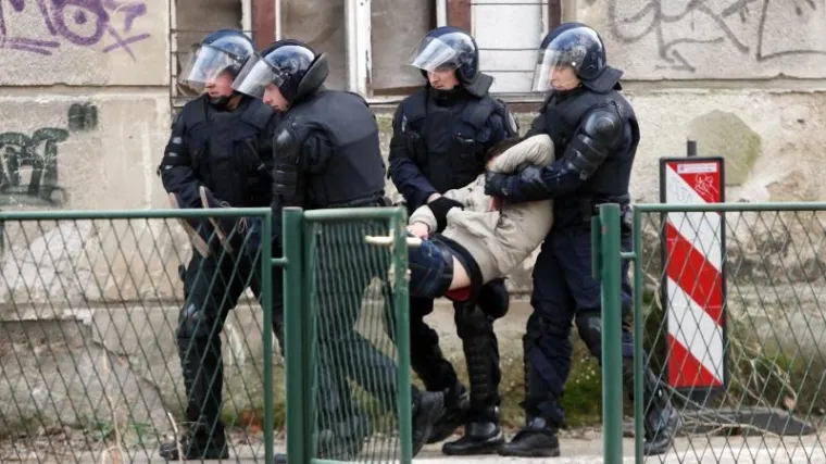 Golema nevolja o kojoj se javno ne govori: 2017. i 2018. moglo bi biti vrijeme masovnih deložacija