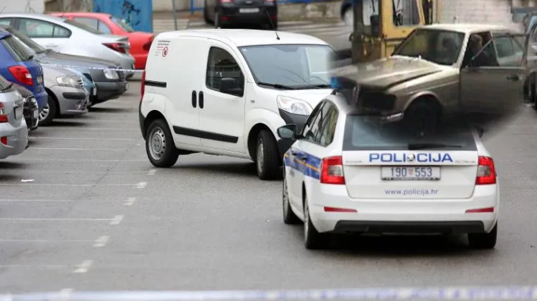 S plijenom većim od milijun kuna razbojnici pobjegli u ukradenom Mercedesu