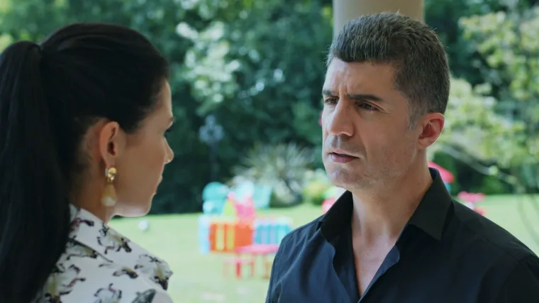 Elif kaže Kahramanu da je za nju mrtav i da će mu uzeti Topraka (Sudbina)