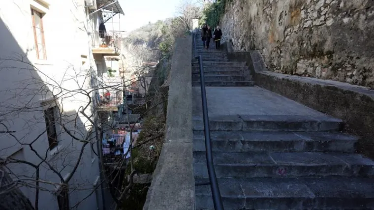 TRAGEDIJA U RIJECI: Trsatske stube s kojih je mladić pao i poginuo