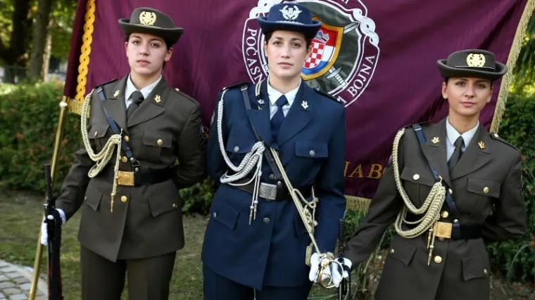 'Ako želimo biti bolji, moramo ženama osigurati vodeće uloge': glavni tajnici UN-a i NATO-a zagovaraju vi&scaron;e žena u vojsci