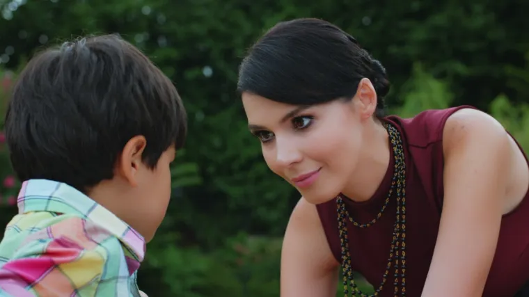 Elif posjećuje Topraka, a njihov susret nadgleda Defne (Sudbina)