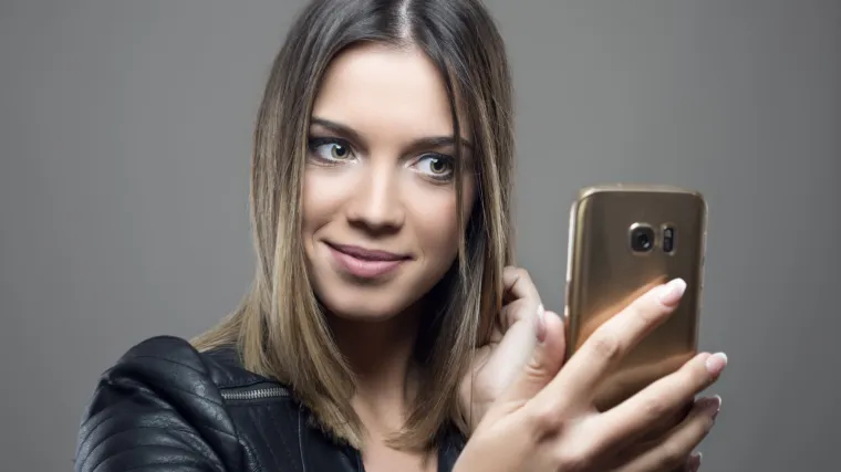 Postoji tajna verzija aplikacije Tinder za supermodele i milijuna&scaron;e