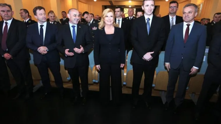 Grabar Kitarović: 'Očekujem da se pravdi privedu odgovorni za zločine u Vukovaru te da ih se identificira imenom'