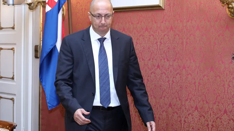 HDZ-ovom Đakiću isprika ne pada na pamet, Vlada smiruje situaciju: 'Od Kovačićeve ostavke neće biti ni&scaron;ta'