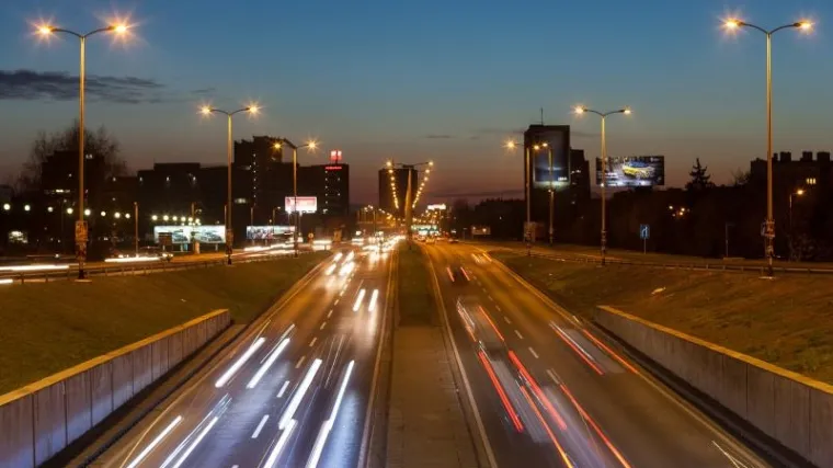 Zagreb pod večernjim svjetlima: pogledajte predivne fotografije protoka gradskog prometa