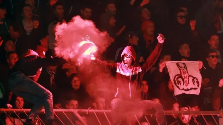 'Svi smo mi taoci huligana, pomozite nam'