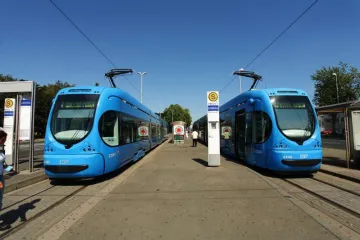 Članovi političke platforme 'Zagreb je naš': 'Već 16 godina nije proširena mreža tramvajske pruge'