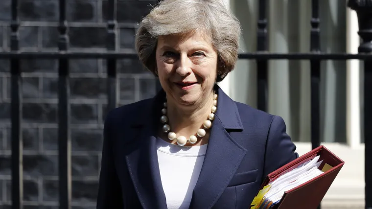 Theresa May: 'Škotska će izaći iz EU bez obzira na rezultate referenduma o neovisnosti'