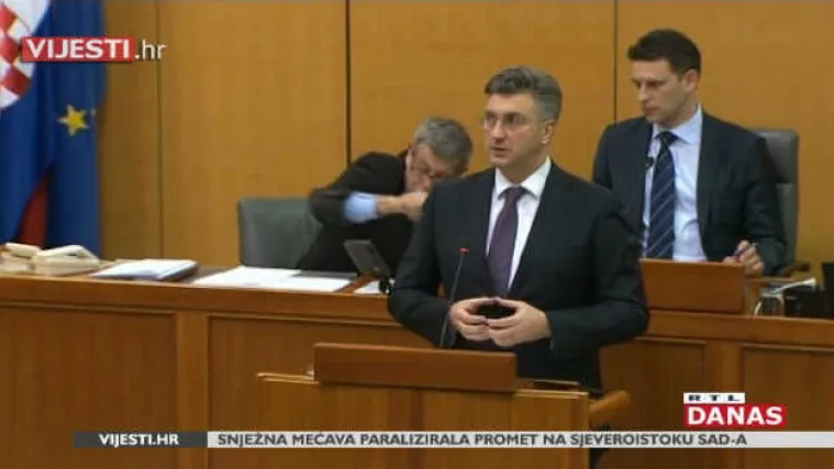 Plenković po povratku iz Europskog vijeća govorio o pro&scaron;irenju EU na BiH: pitanje INA-e ostalo u sjeni