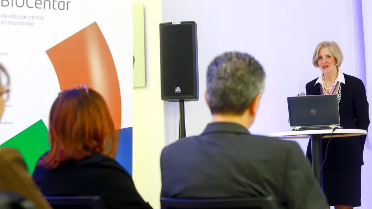 Dr. Mary Bussell: rana dijagnoza i inovativne terapije ključni su u liječenju raka pluća