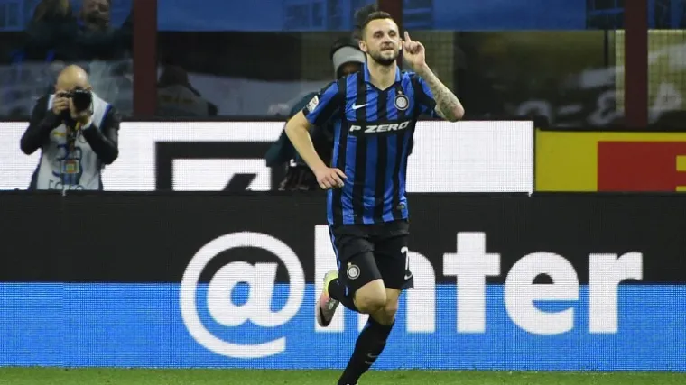 'UNIVERZALAC' BROZOVIĆ VI&Scaron;E IM NIJE U MODI: Inter prodaje Vatrenog za 25 milijuna eura