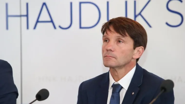 'Bolje da ni&scaron;ta ne govorim, samo ću na&scaron;tetiti klubu'