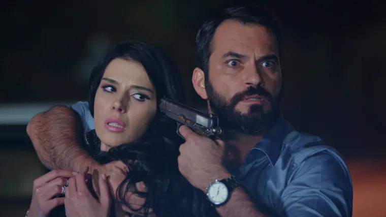 Kahraman želi spasiti Elif koju je Maksut oteo. Hoće li uspjeti? (Sudbina)