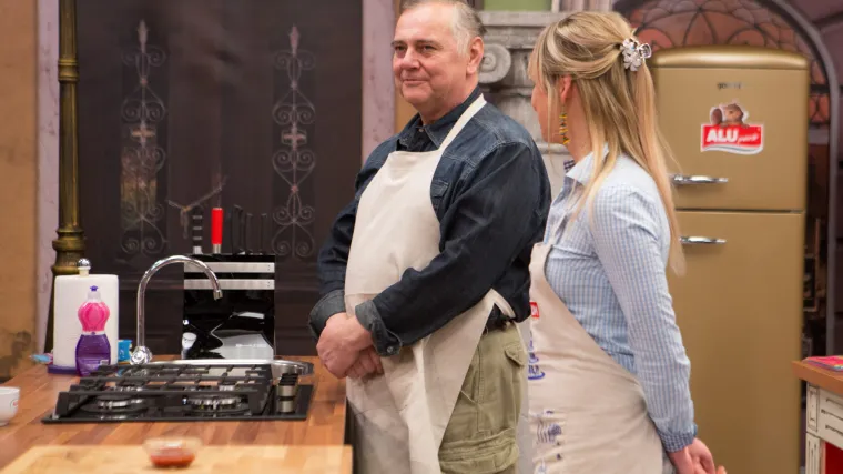 Ana ima novog partnera, svog oca, koji bi ih kulinarskim iskustvom trebao podići s dna ljestvice