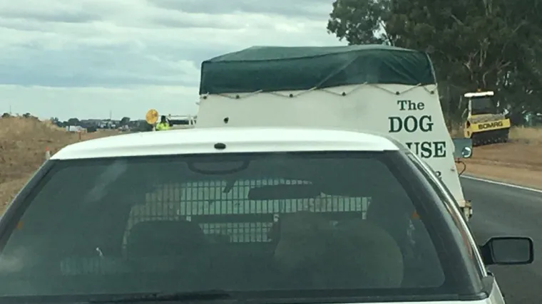 Ovako to rade u Australiji: ministar prijavio sam sebe (!) policiji jer je koristio mobitel tijekom vožnje