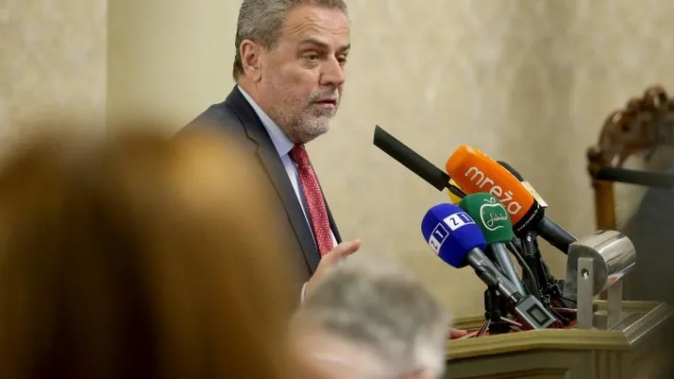 Bandić povukao prijedlog kojim bi nacionalne manjine dobile zastupnike u Skup&scaron;tini