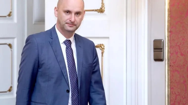 'Na opću radost i trgovaca i proizvođača i prerađivača uvest ću red'