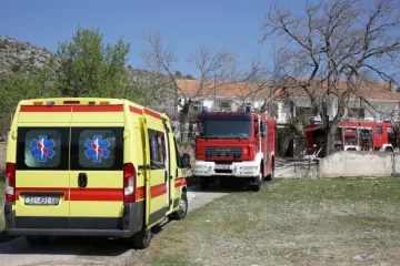 Uključio frezu u garaži, zahvatila mu obje noge, hitno je prebačen u bolnicu