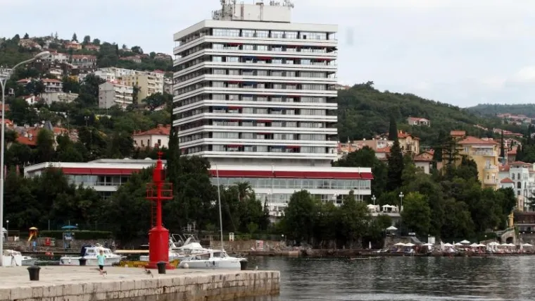 Odsjeo u luksuznom opatijskom hotelu i pobjegao bez plaćanja: riječki sud optužio Nijemca za prevaru