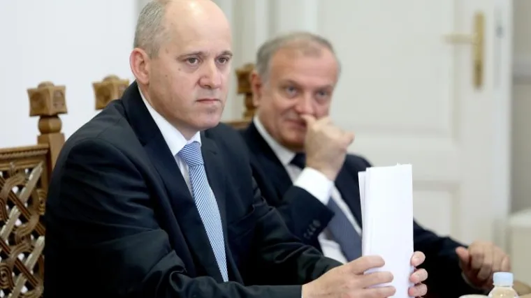 HDZ odlučio: 'Podržat ćemo Mostov prijedlog zakona o arhivskoj građi'