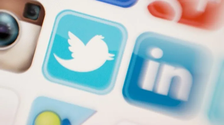 Bizaran slučaj u SAD-u: podignuta optužnica za napad smrtonosnim oružjem - tweetom!