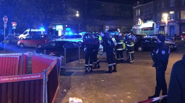 Napadač ranio najmanje tri osobe među kojima dijete pa pobjegao