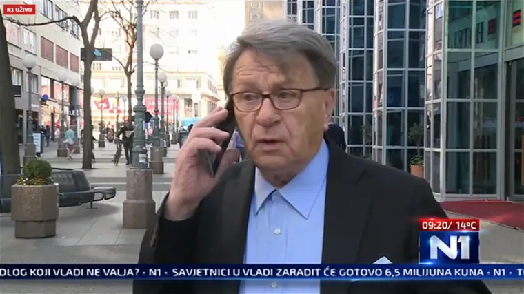 Ćiro se javio na mobitel tijekom TV javljanja uživo: 'Sine, pa dajem intervju...'