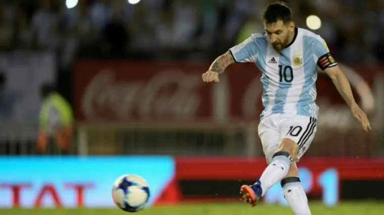 Messi zabio iz sumnjivog penala i spasio Argentince