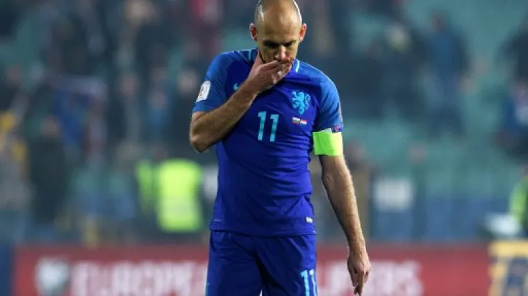 Izbornik razmišlja o ostavci, a Robben ne može doći k sebi: 'Ovo je noćna mora!'